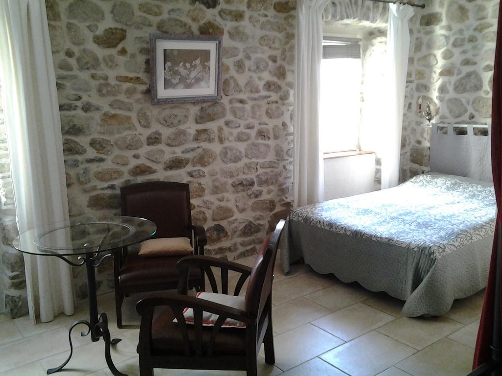 Le Mas De La Musardiere Chambres D Hotes Les Assions Номер фото
